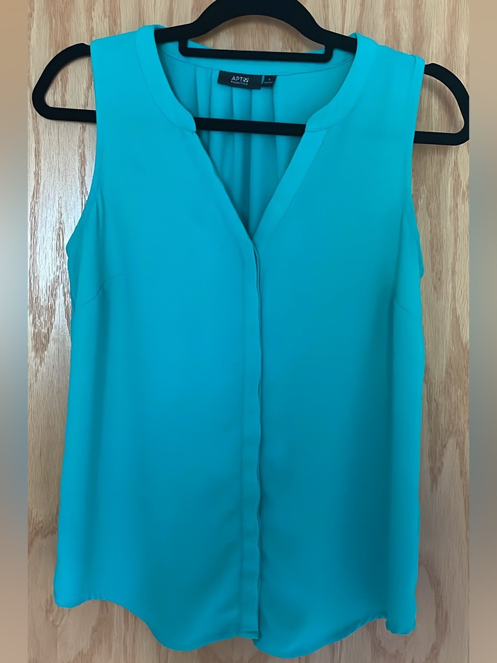 Apt. 9 Teal Sleeveless V-Neck Blouse